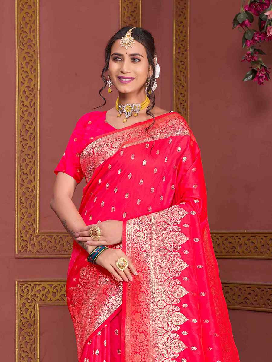 Red Soft Silk Handwoven Festival Wedding Fancy Heavy Border Saree