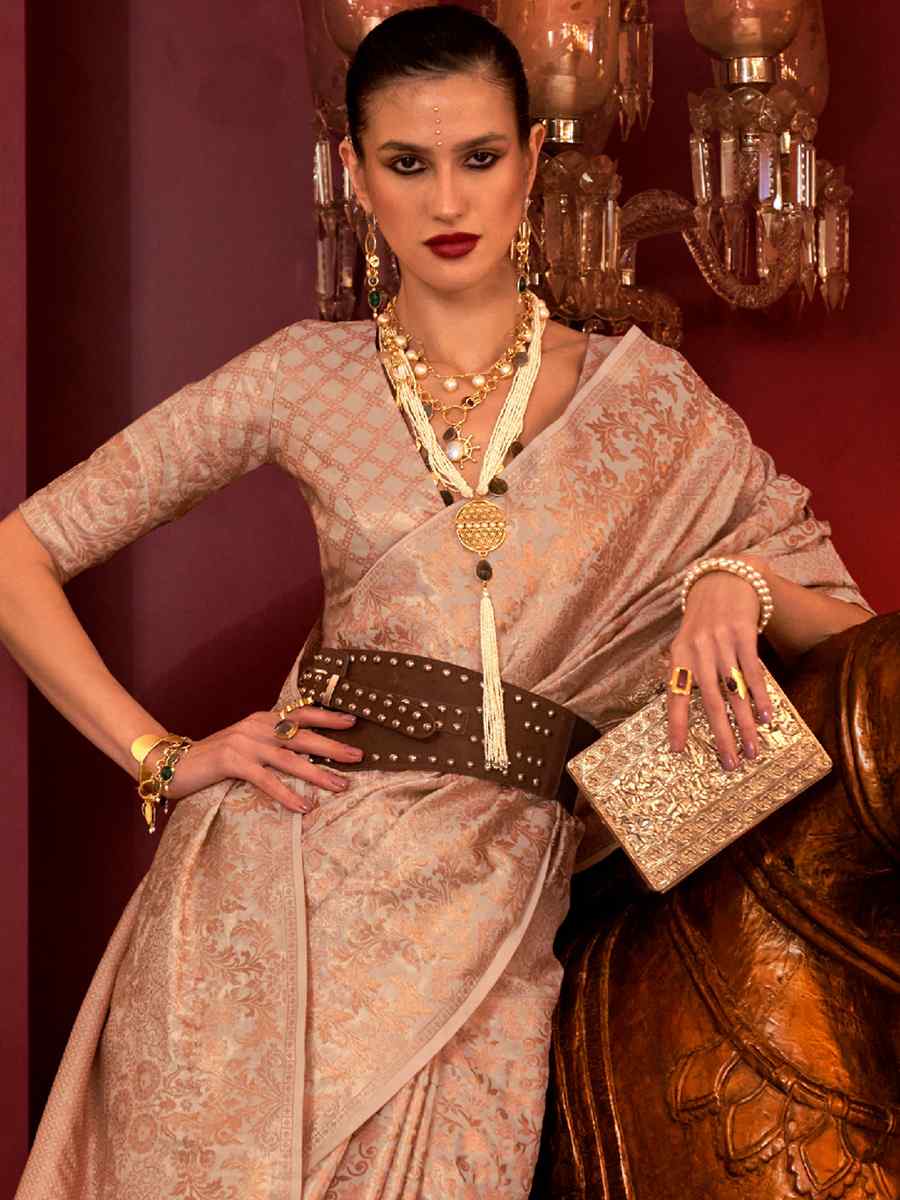 Romantic Pink Handloom Silk Handwoven Wedding Festival Heavy Border Saree