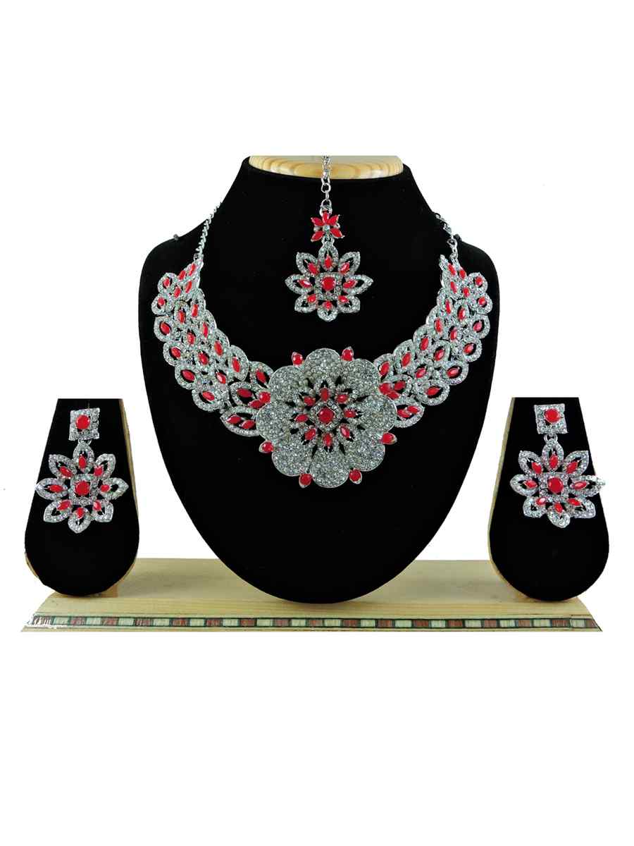 Rose Red Alloy Festival Wear Diamonds Necklace