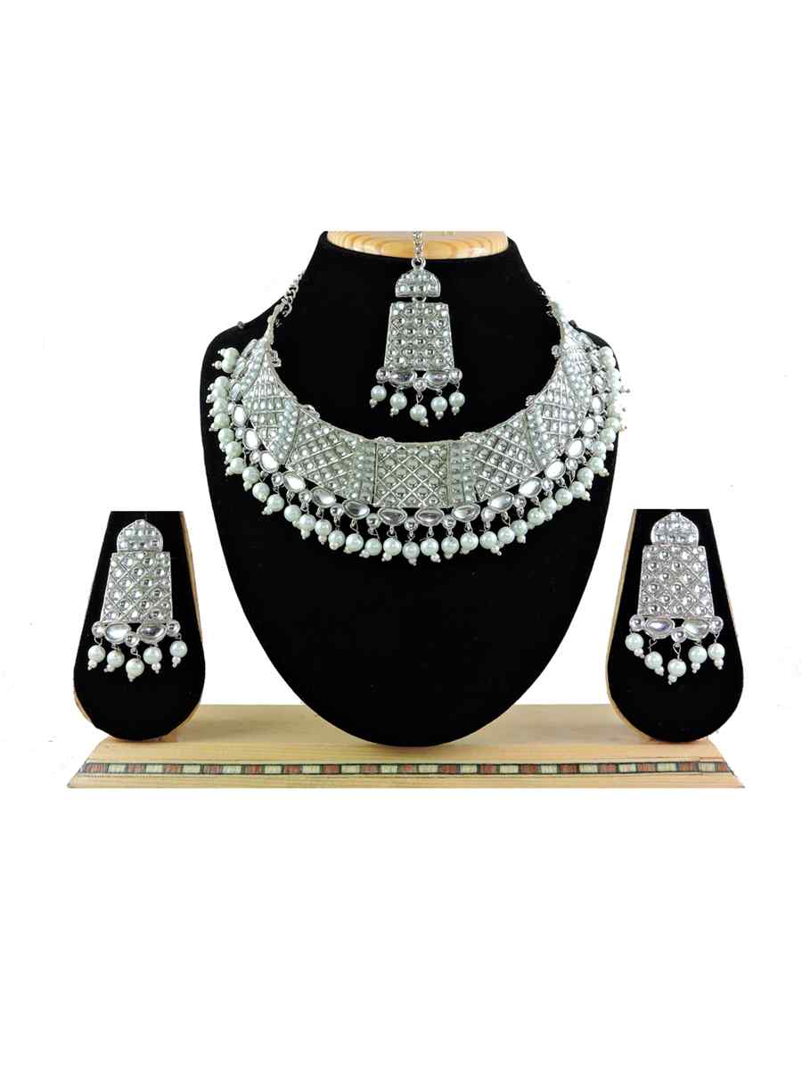 Rose White Alloy Festival Wear Diamonds Necklace