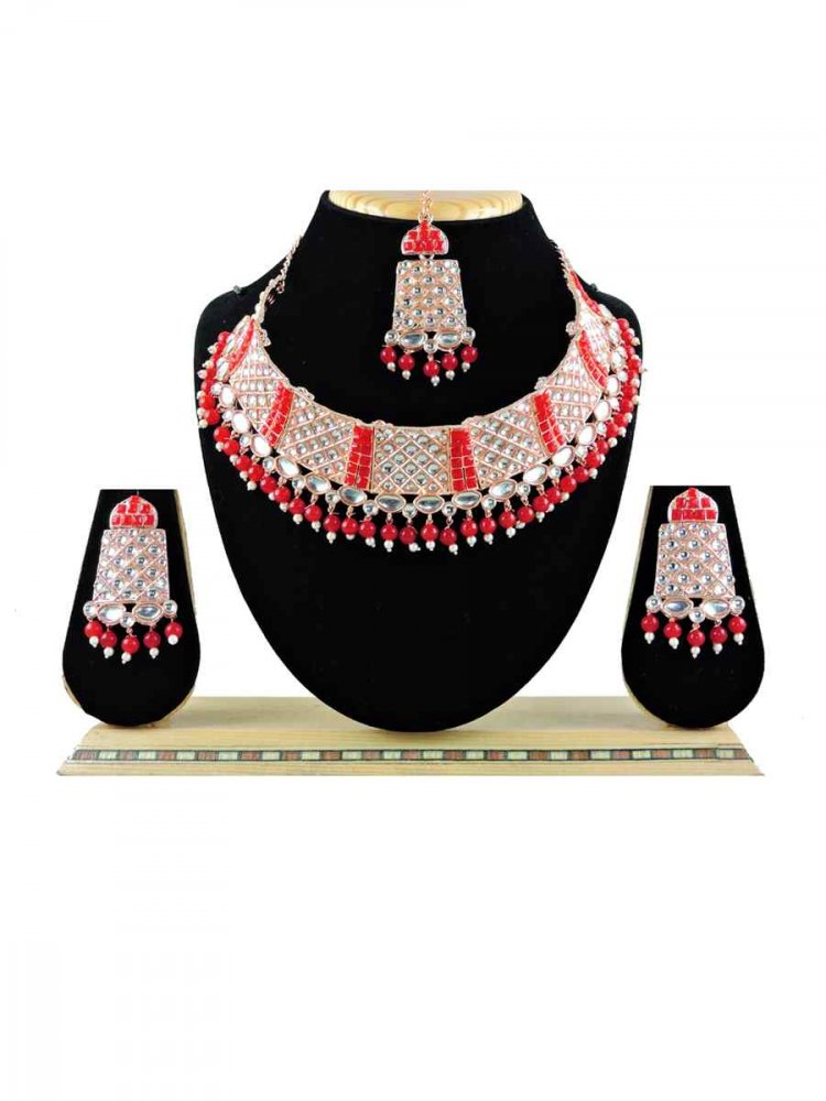 RoseRed Alloy Festival Wear Diamonds Necklace