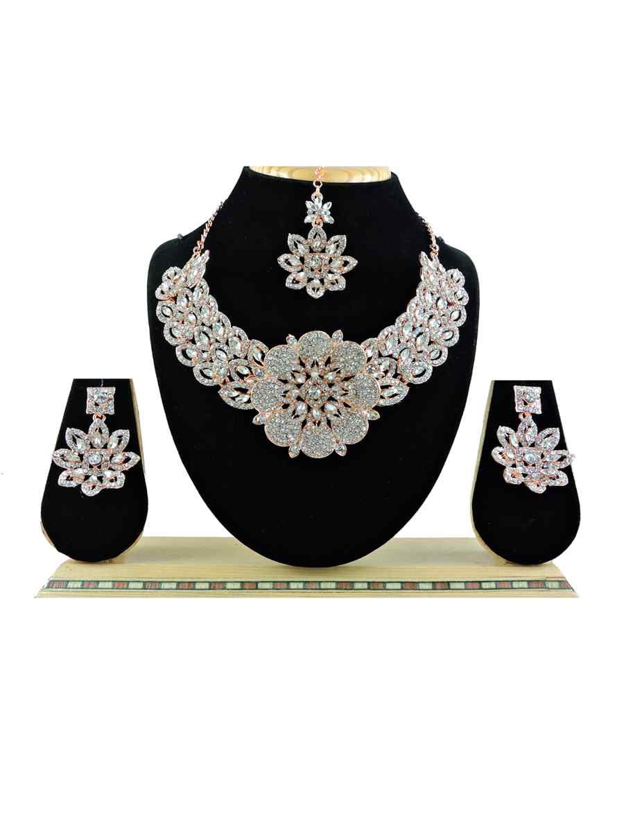 Rosew Alloy Festival Wear Diamonds Necklace