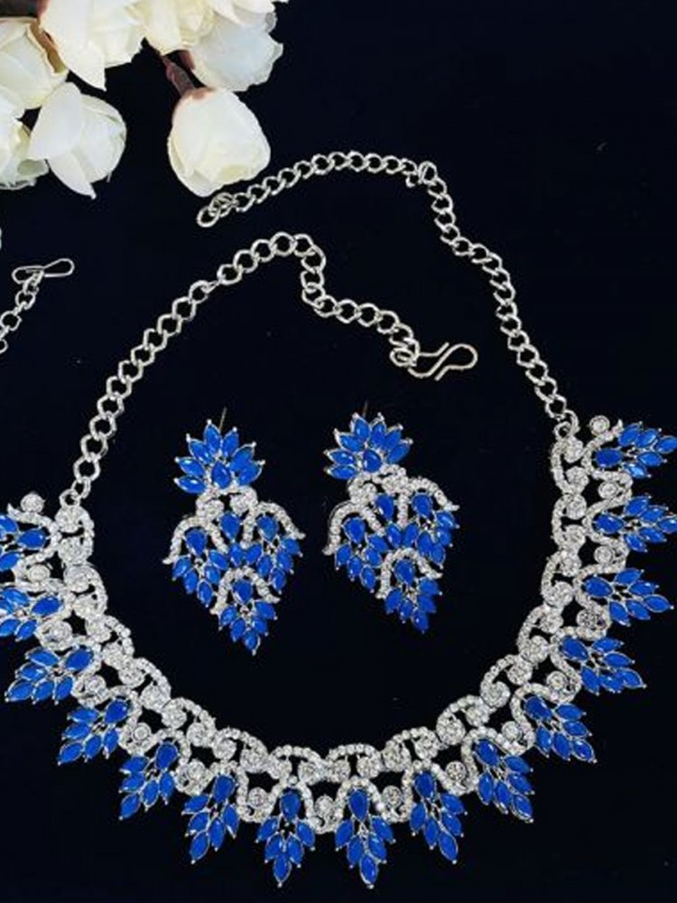 Royal Blue Alloy Festival Wear Diamonds Necklace