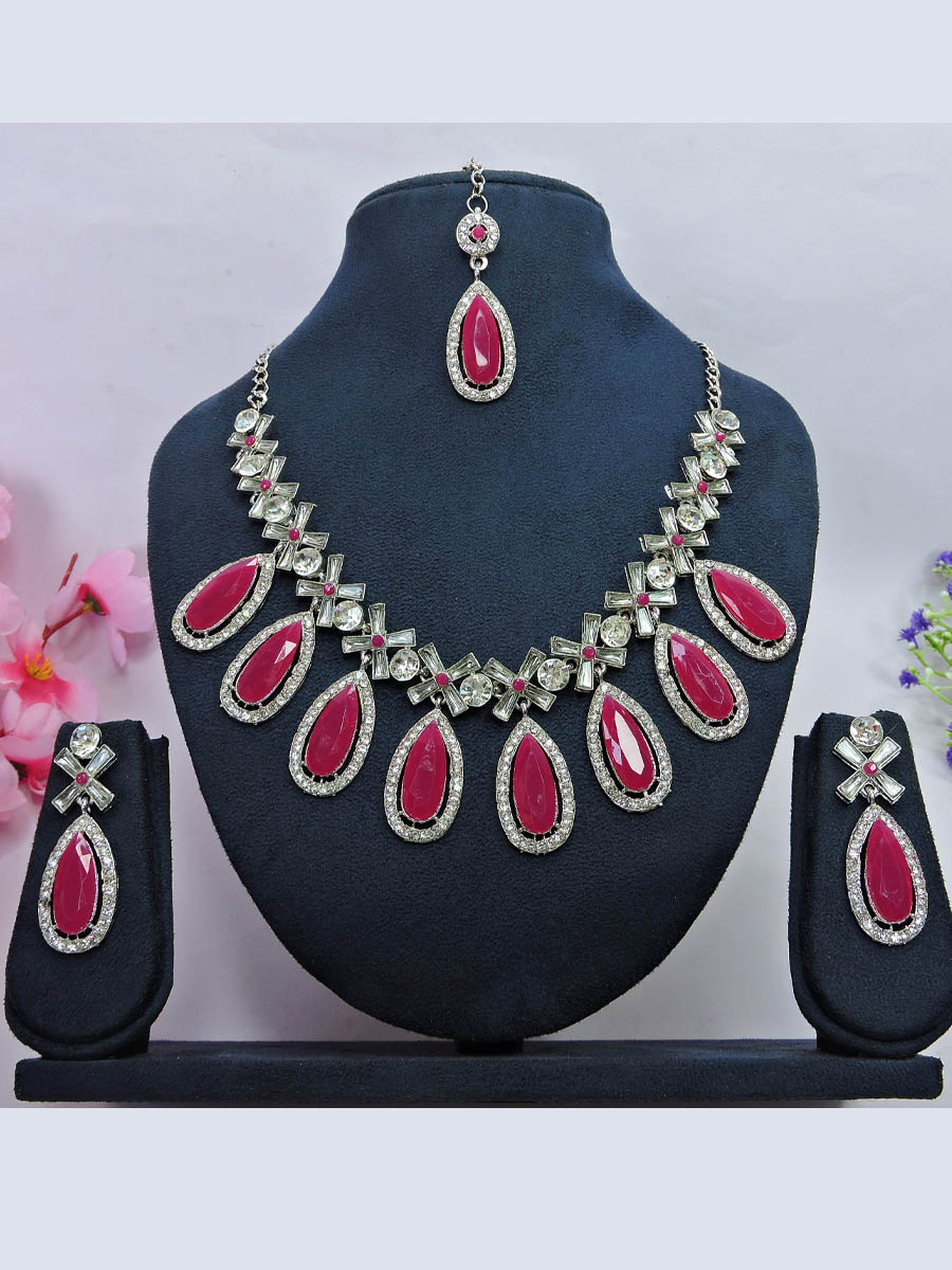 Ruby Alloy Festival Wear Kundan Necklace