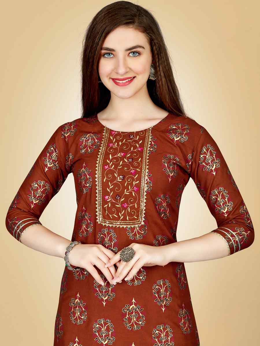 Rust Heavy Rayon 14 Kgs Embroidered Festival Casual Kurti With Bottom