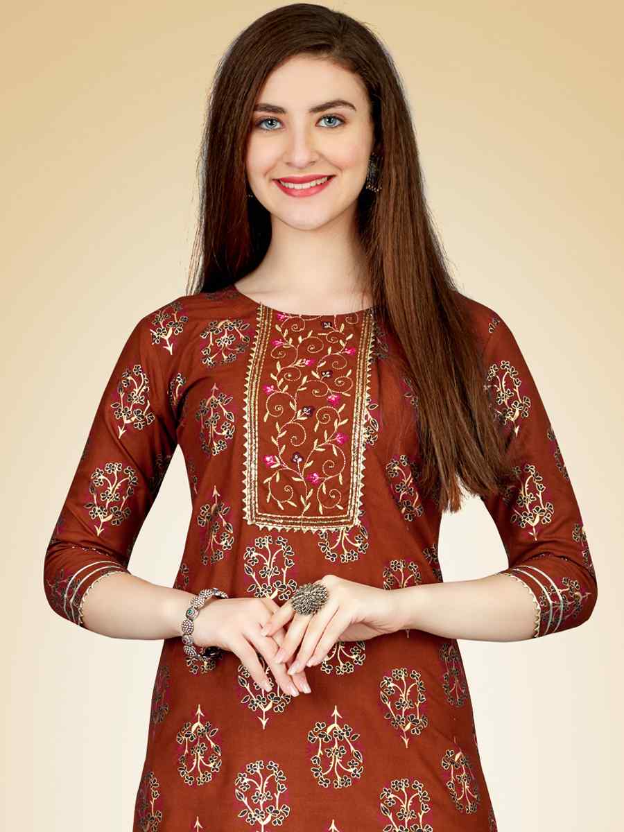 Laxmipati Collage Cotton Rust Maroon Straight Cut Kurti – Laxmipati Sarees  | Sale