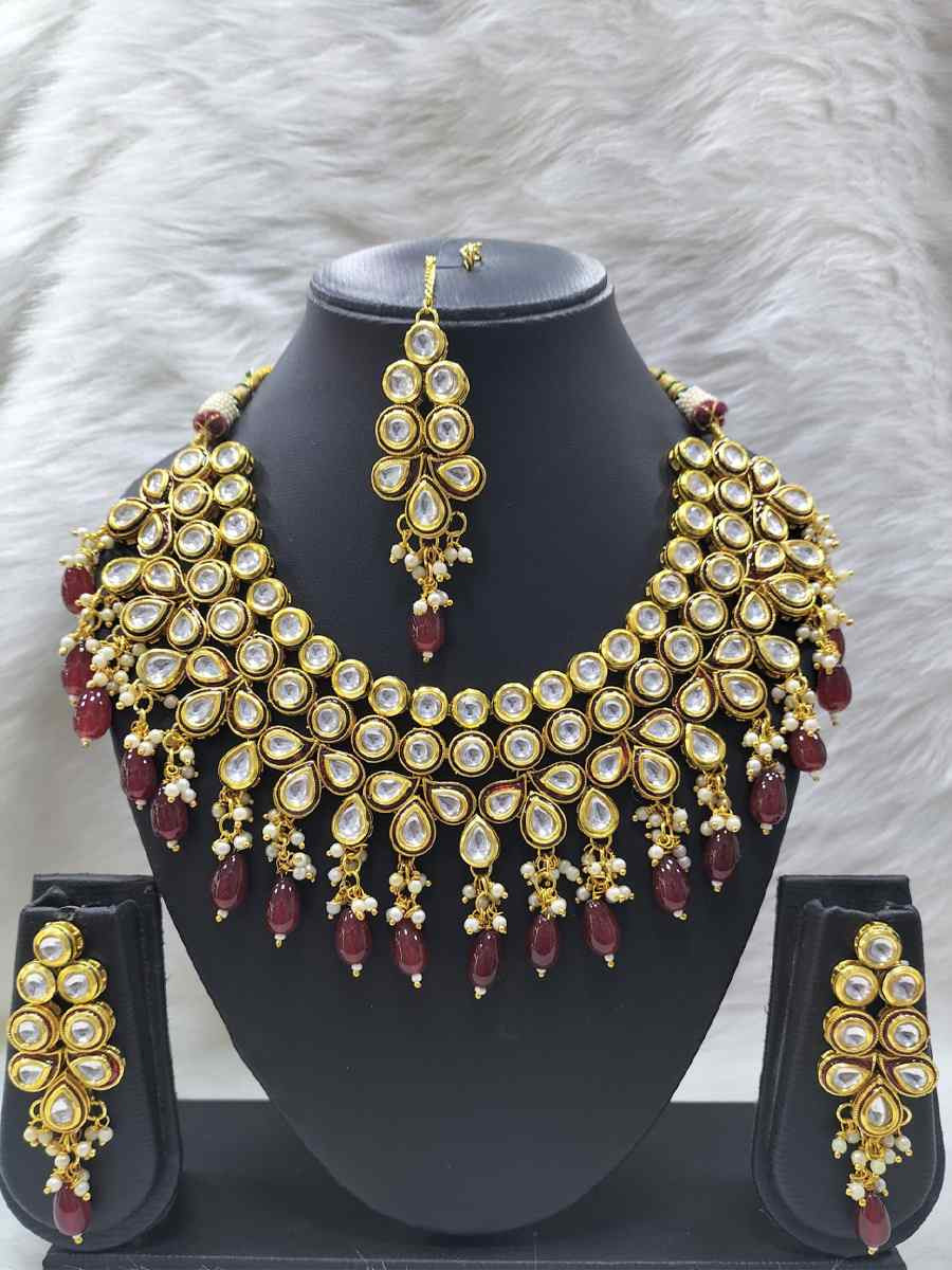 Silver Alloy Festival Wear Kundan Necklace