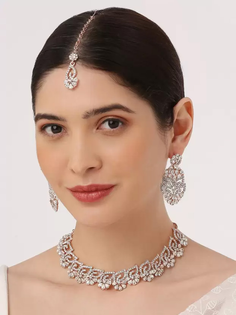 Silver Alloy Festival Wear Kundan Necklace