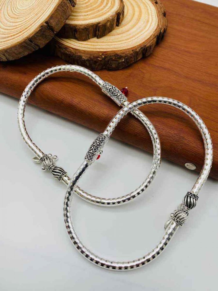 Silver Alloy Festival Wear Stone Anklets