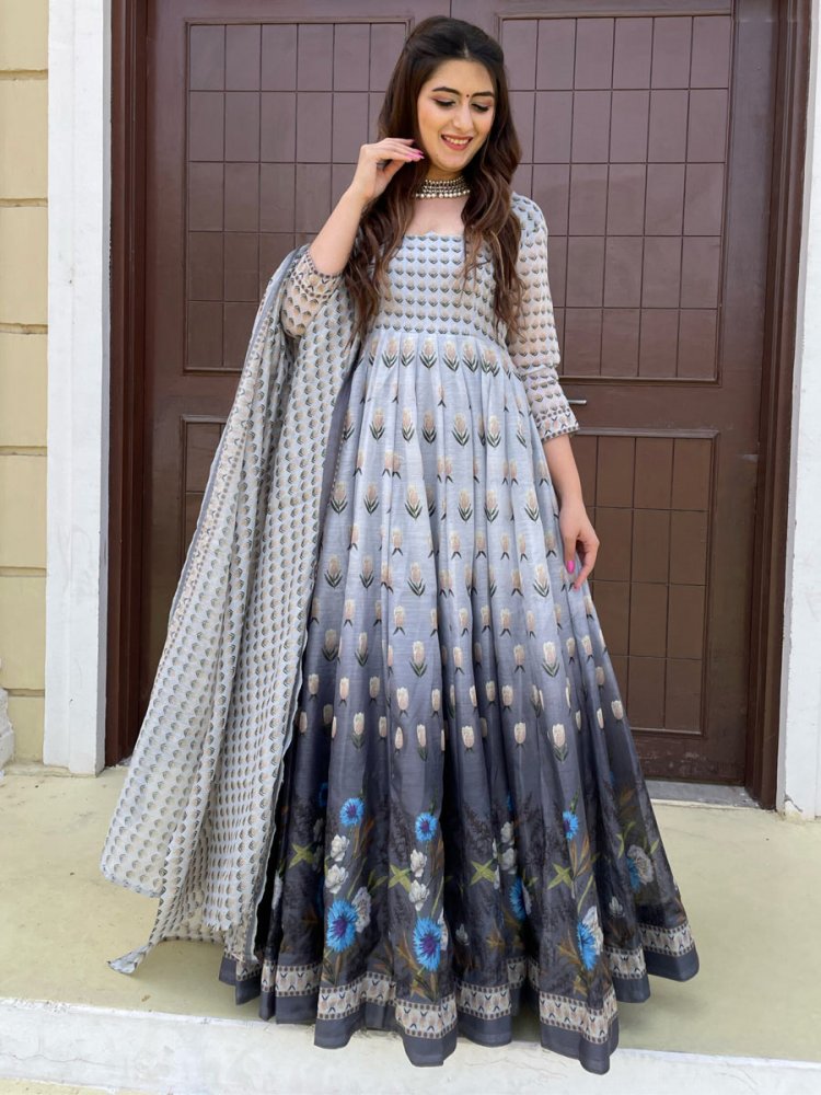 Silver Grey Chanderi Silk Party Printed Lawn Kameez