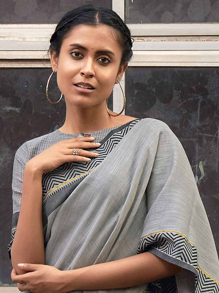 Silver Grey Linen Plain Festival Saree