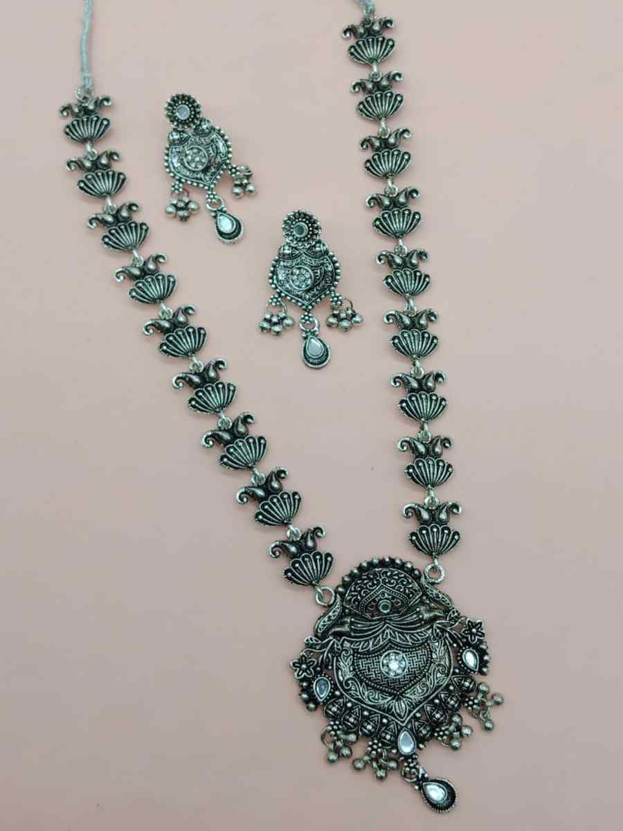 Silver Oxidised Festival Wear Necklace With Earrings