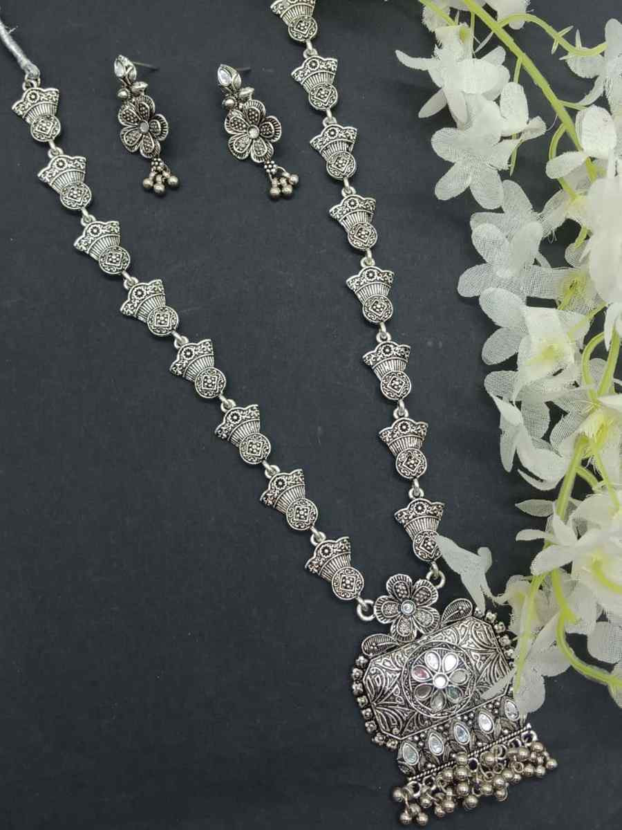 Silver Oxidised Festival Wear Necklace With Earrings