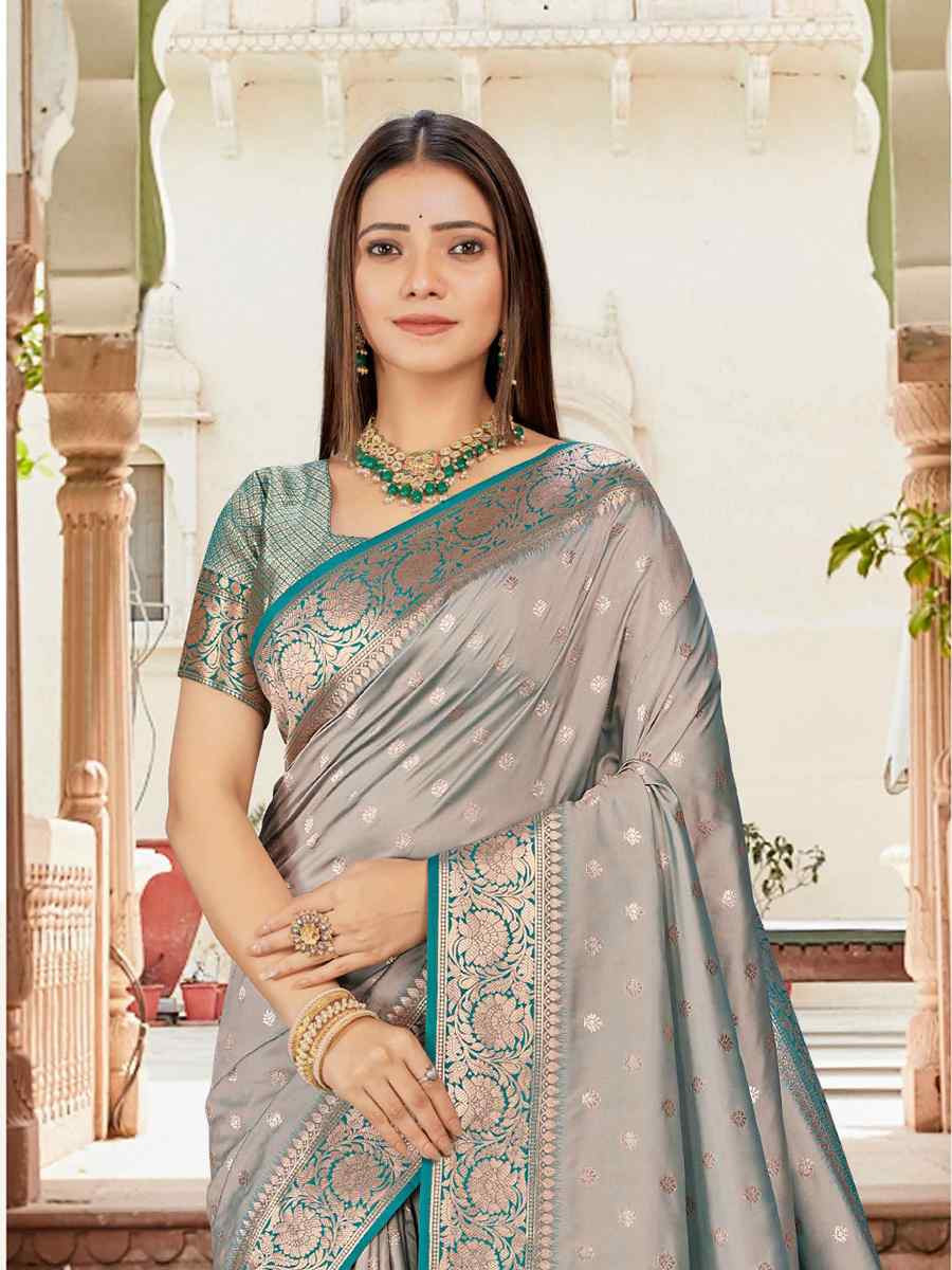 Silver Silk Handwoven Festival Wedding Fancy Heavy Border Saree