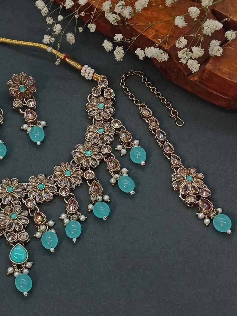 Sky Alloy Metal Festival Wear Kundan Necklace