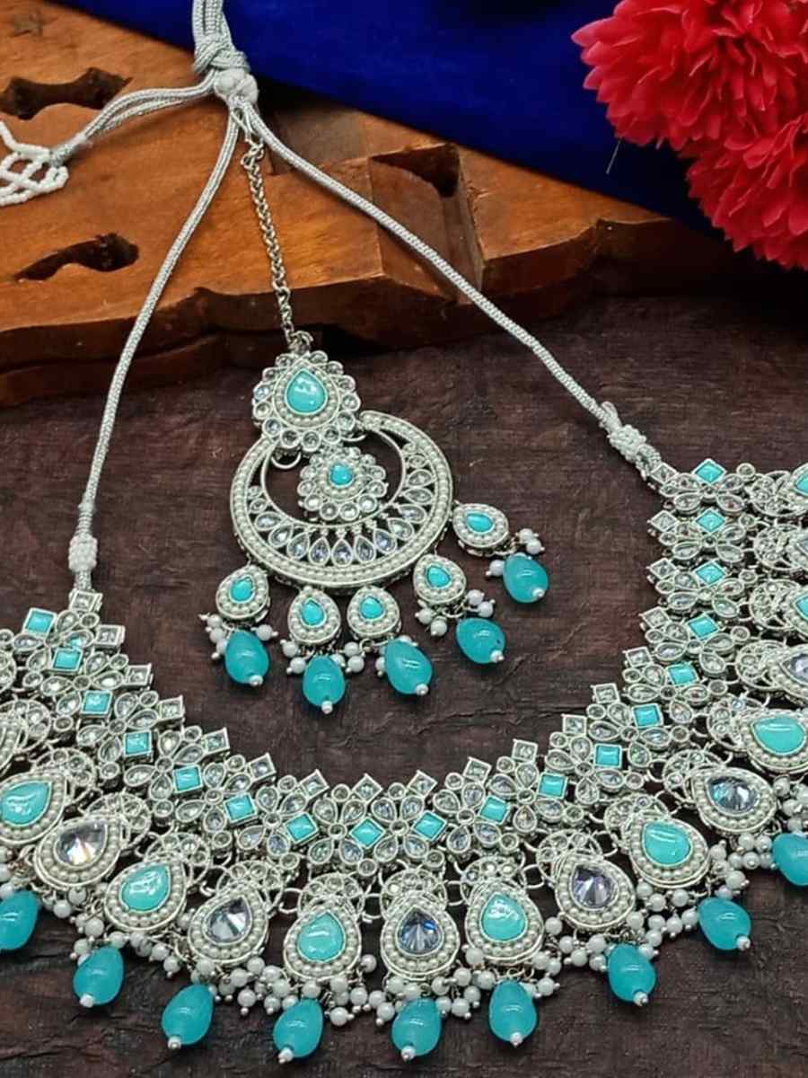 Sky Alloy Metal Festival Wear Kundan Necklace