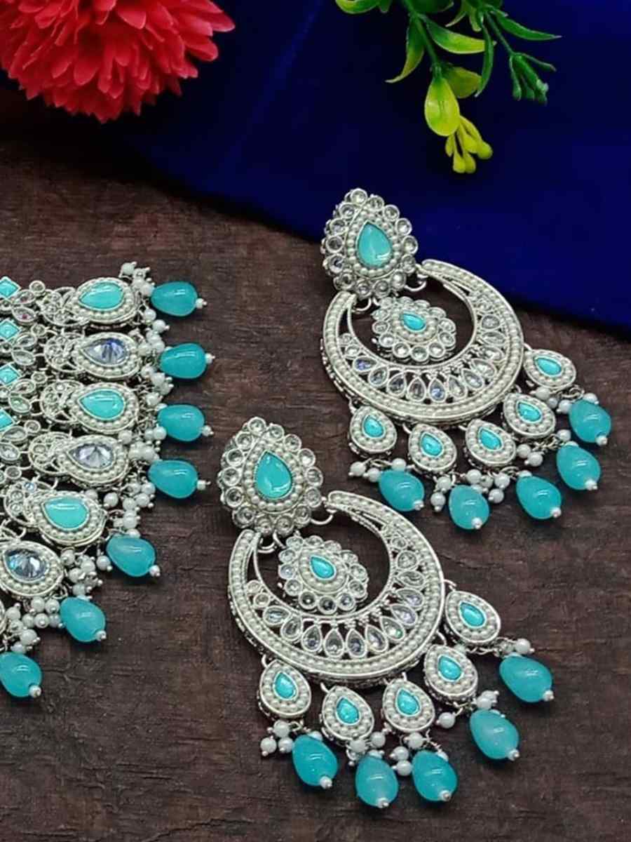 Sky Alloy Metal Festival Wear Kundan Necklace