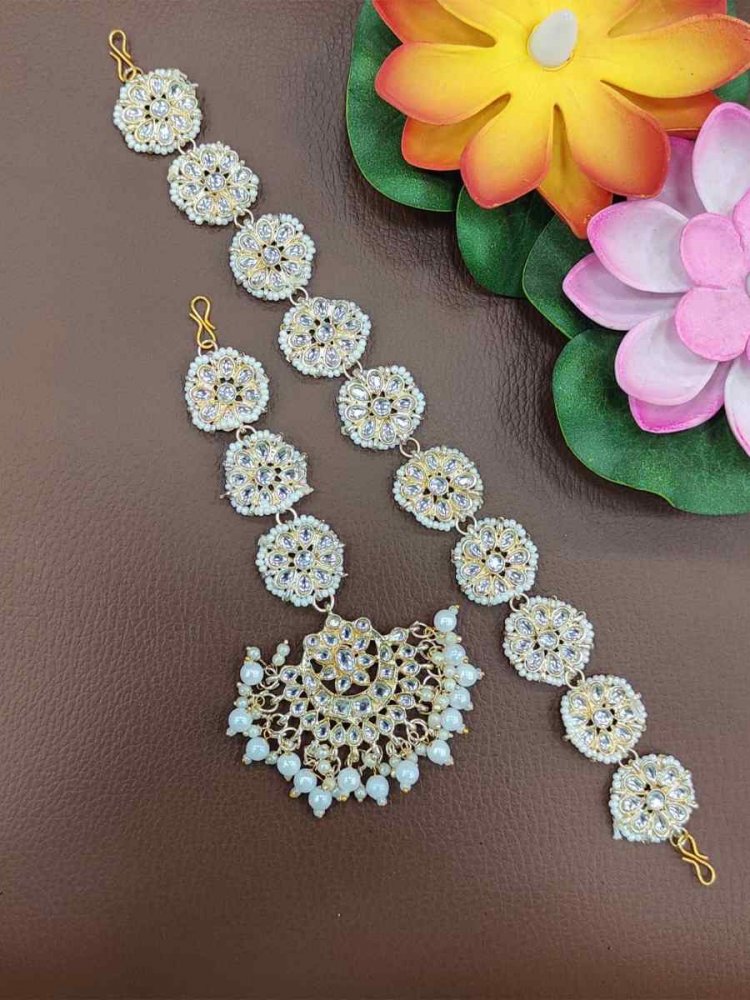 Sky Alloy Wedding Wear Kundan Necklace