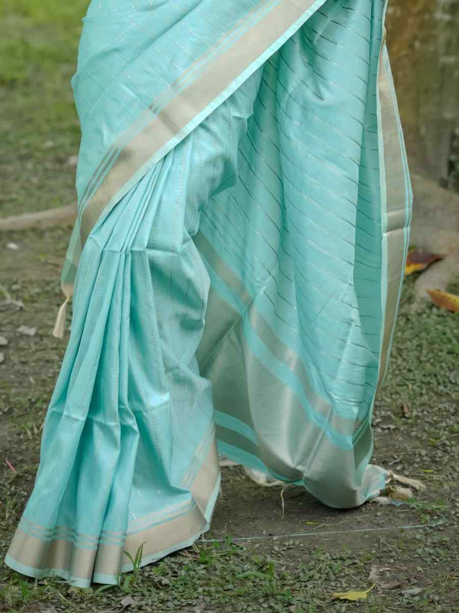 Sky Banarasi Raw Silk Handwoven Festival Wedding Heavy Border Saree