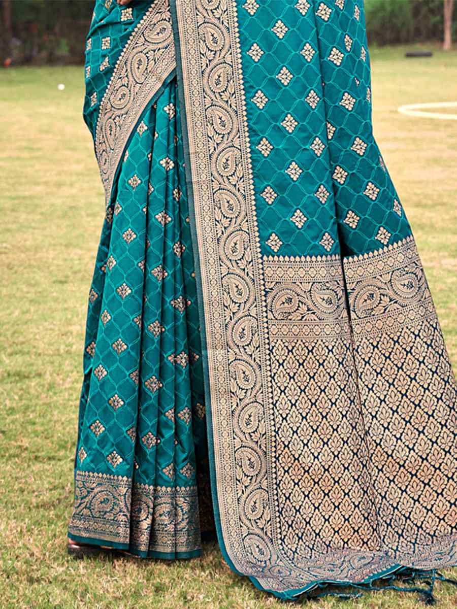 Teal Kanjivaram Silk Handwoven Wedding Festival Heavy Border Saree