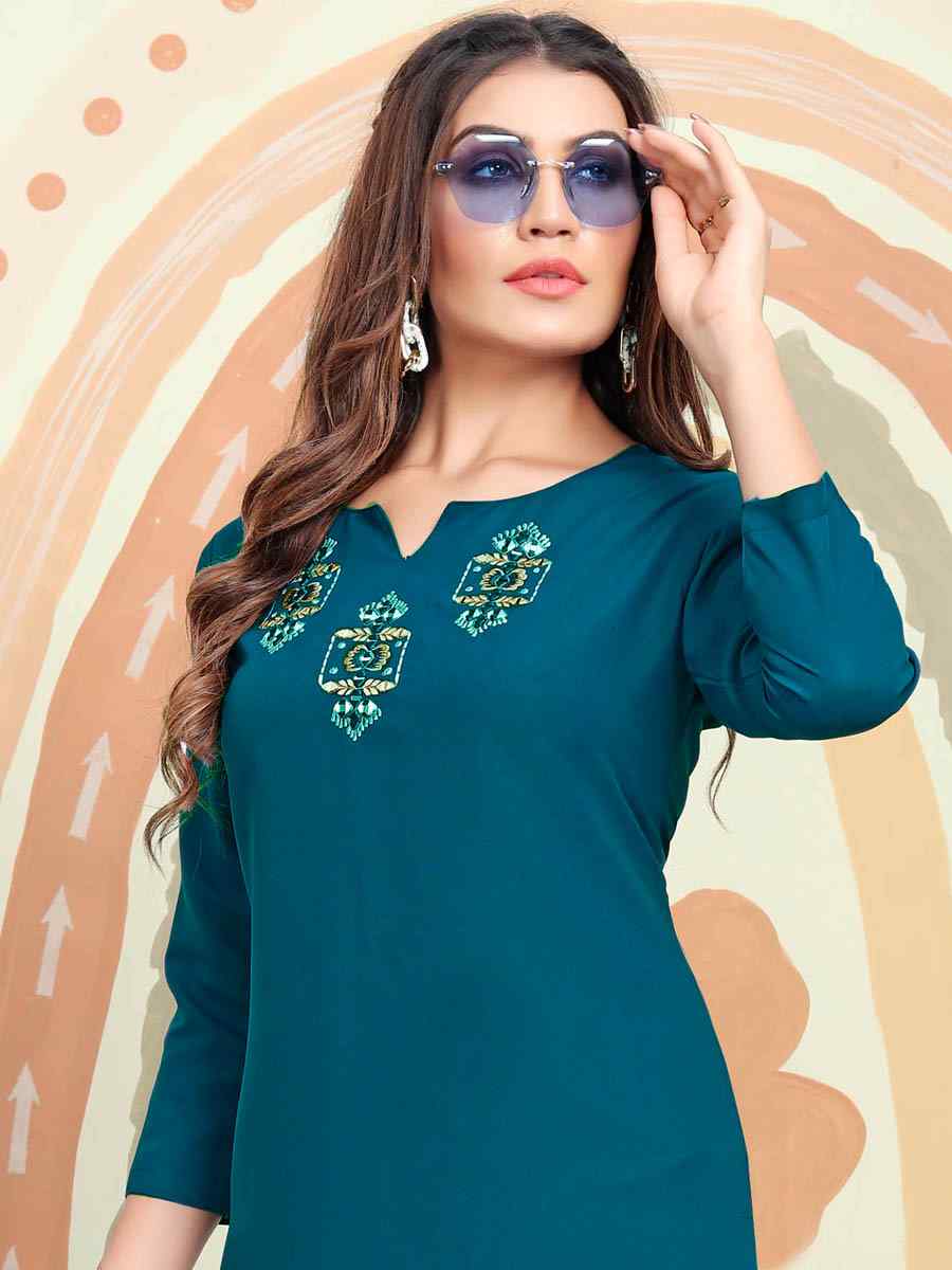 Teal Maaza Cotton Embroidered Festival Casual Kurti