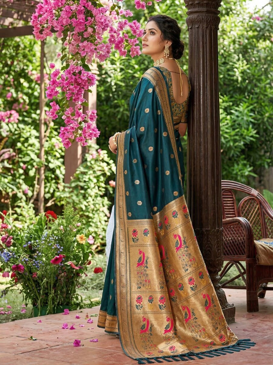 Teal Soft Silk Handwoven Wedding Reception Party Festival Casual Heavy Border Sarees