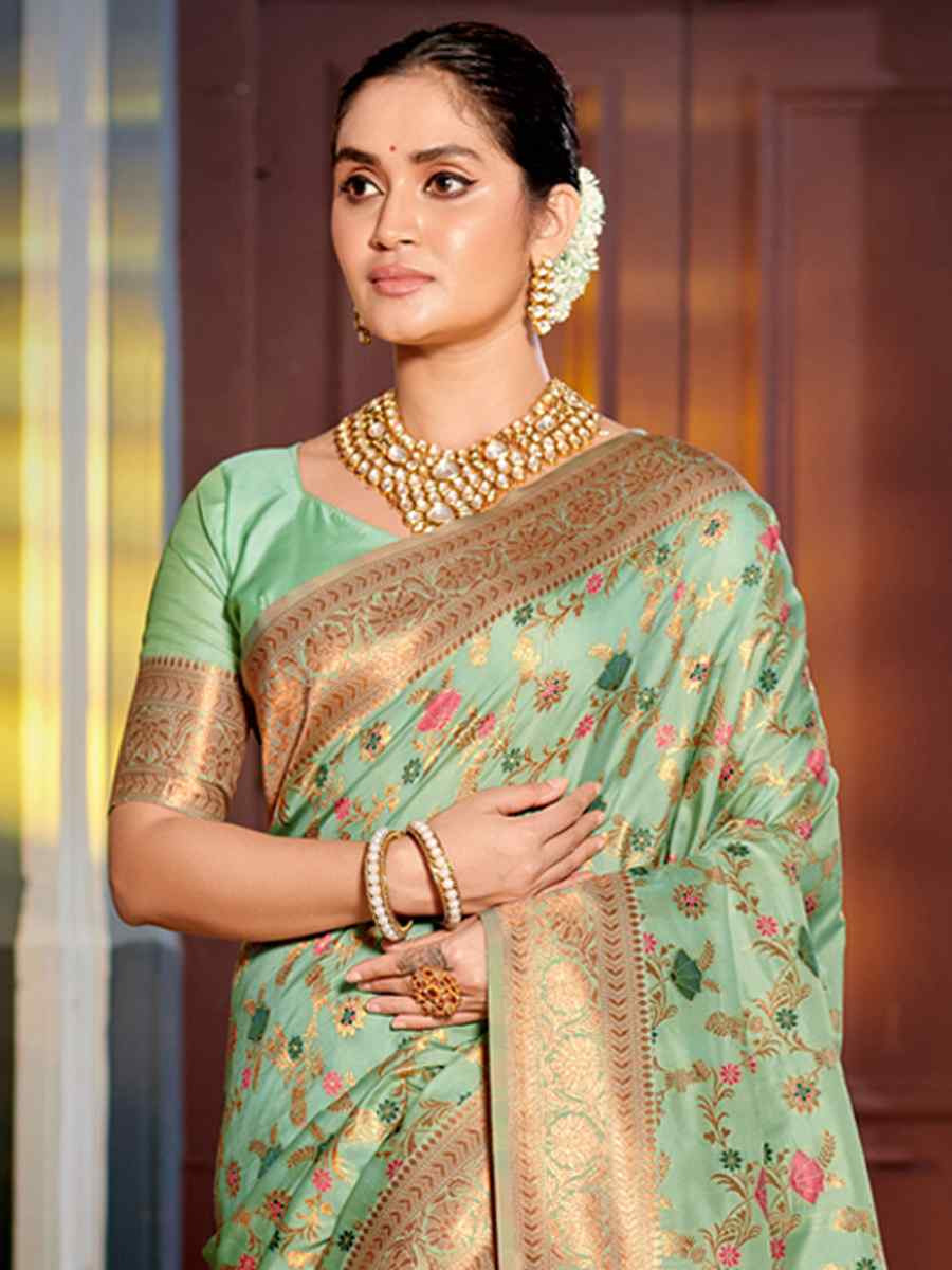 Turquoise Banarasi Silk HandWeaving Pall Festival Wedding Fancy Heavy Border Saree