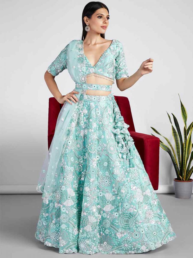 What are some good ideas for Indian wedding reception dresses? - Quora