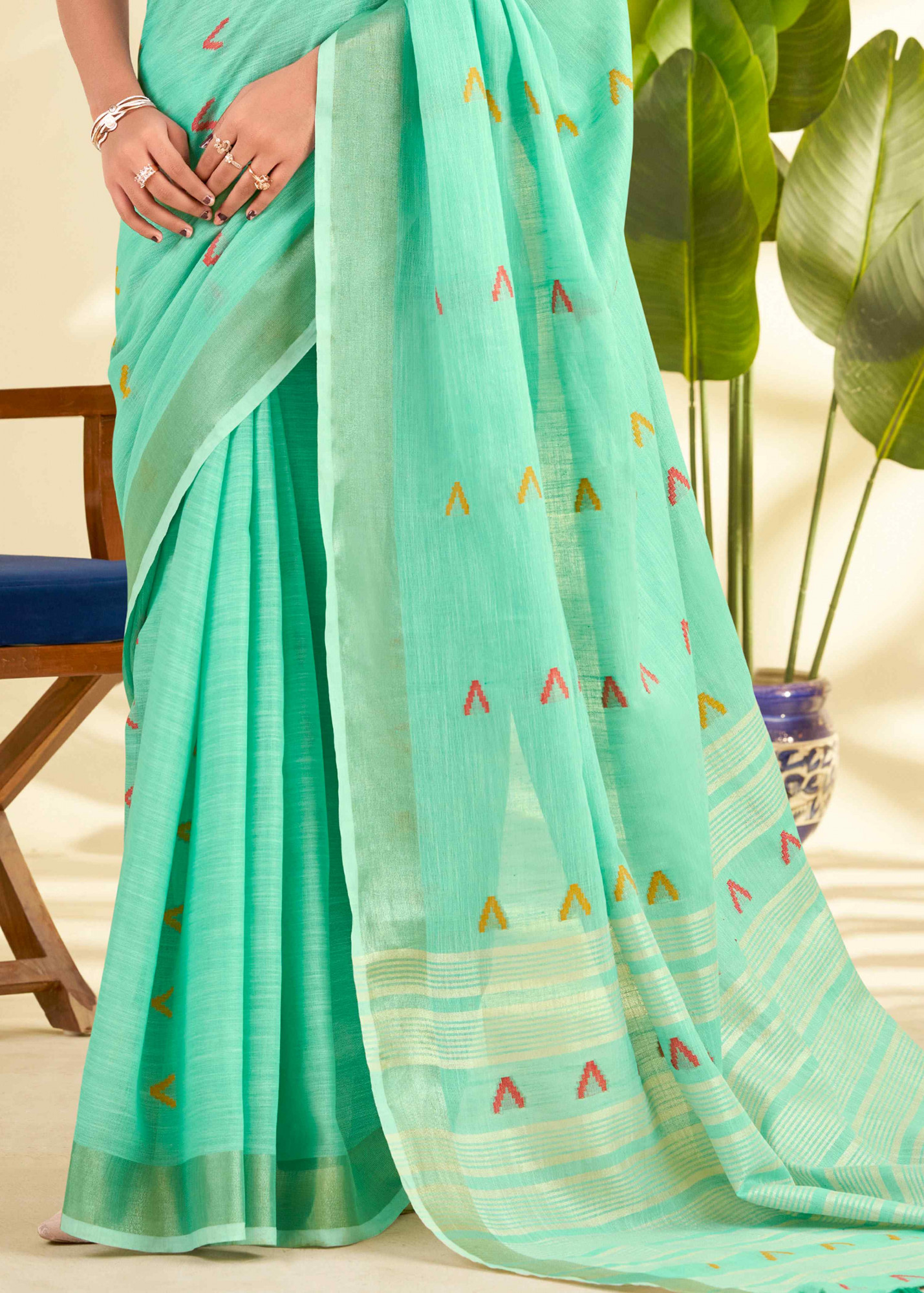 Turquoise Linen Silk With Zari Border Printed Casual Festival Classic Style Sarees