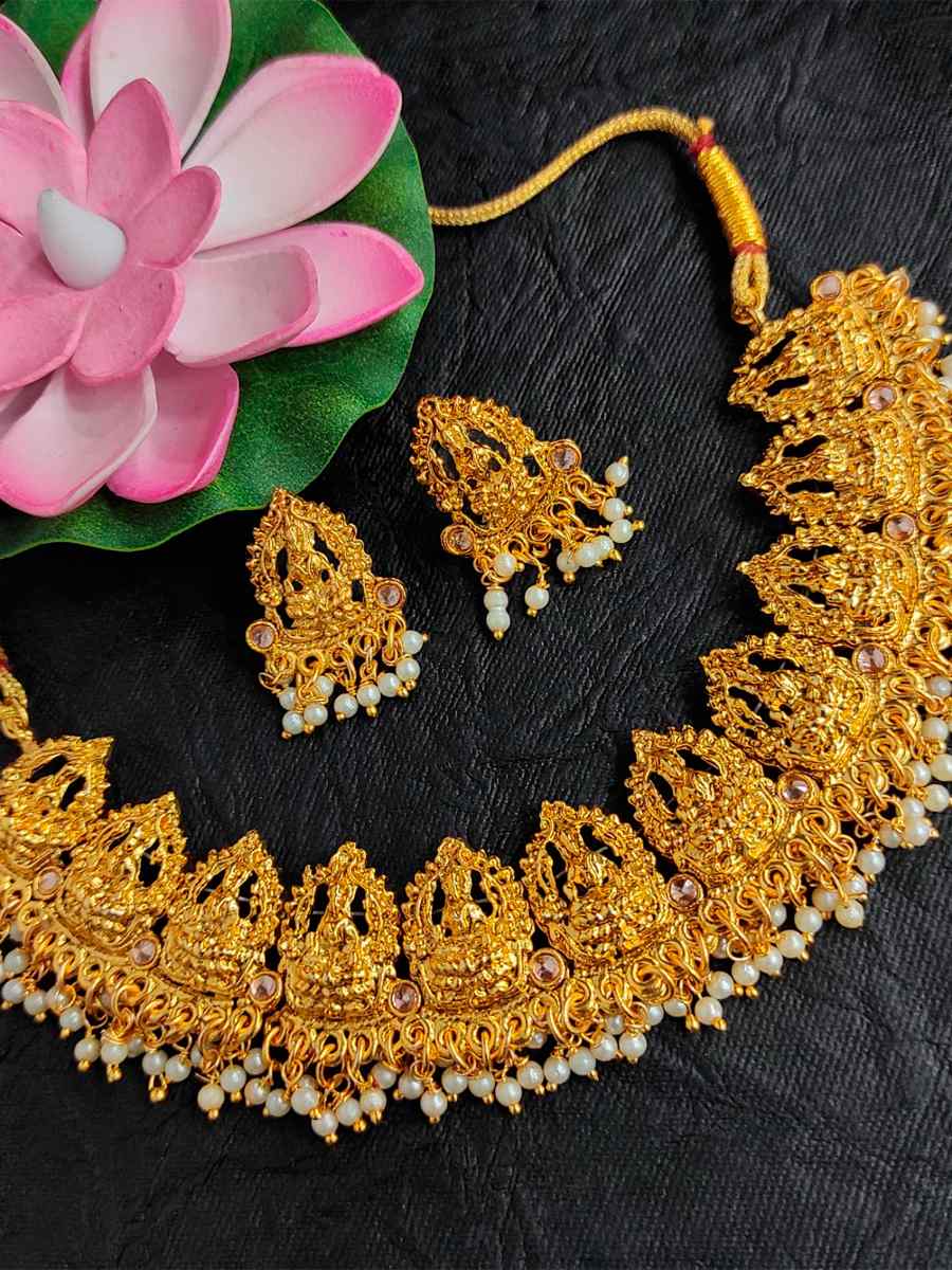 White Alloy Bridal Wear Kundan Necklace
