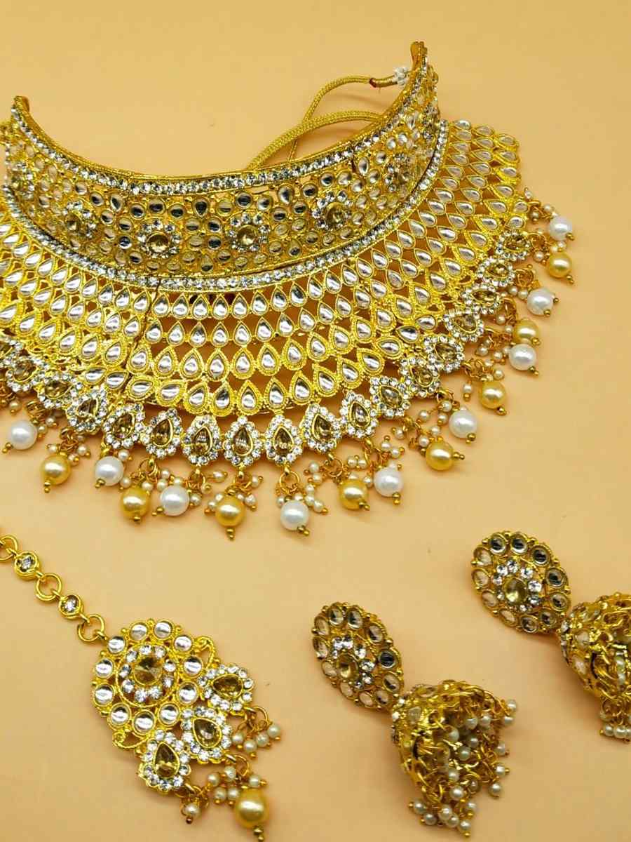White Alloy Bridal Wear Kundan Necklace