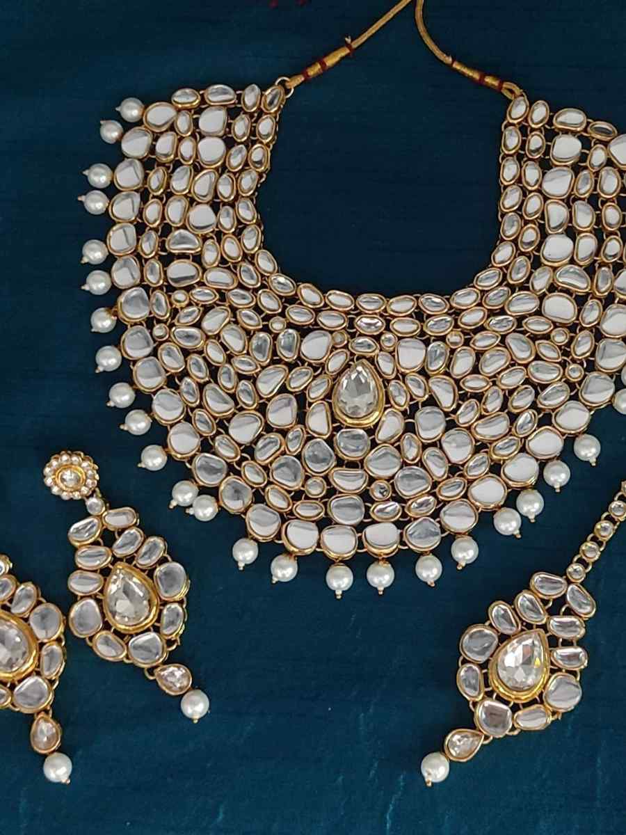 White Alloy Bridal Wear Kundan Necklace