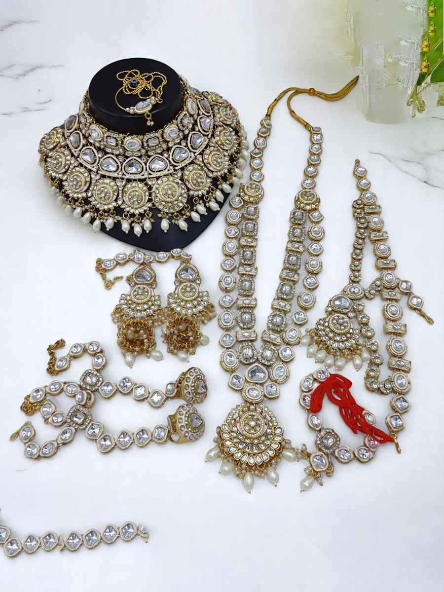 White Alloy Festival Traditional Bridal Wear Kundan Bridal Sets