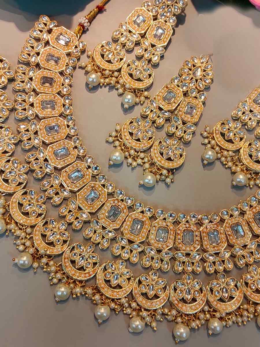 White Alloy Festival Wear Diamonds Necklace