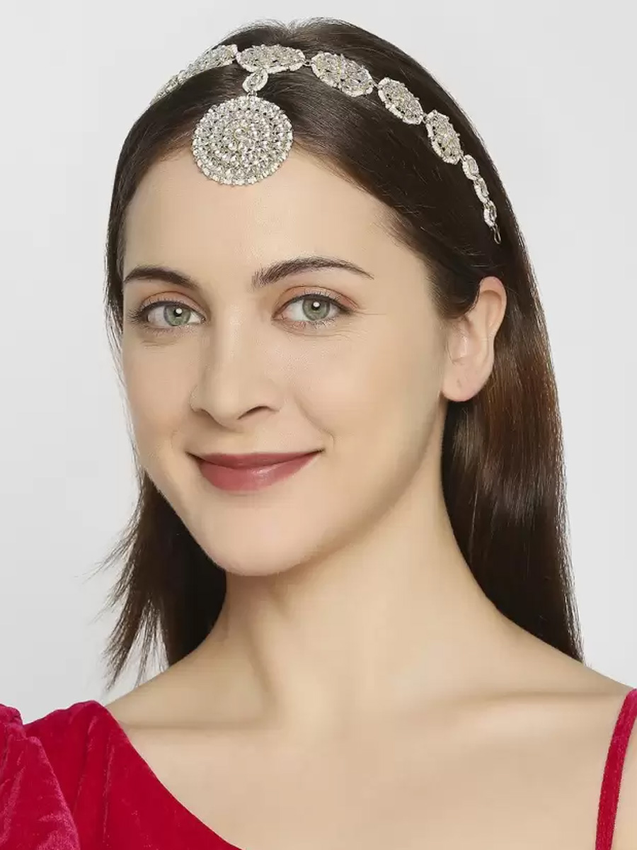 White Alloy Festival Wear Kundan Necklace