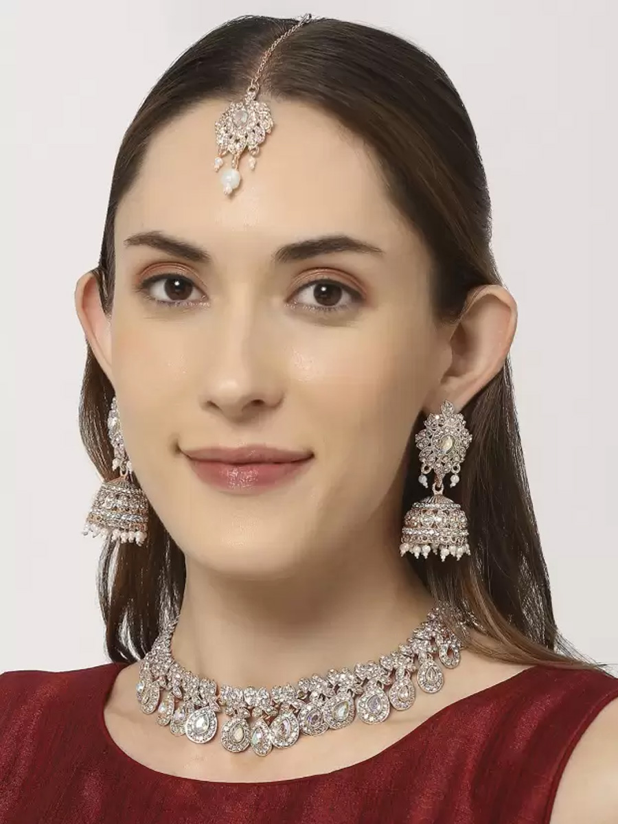White Alloy Festival Wear Kundan Necklace