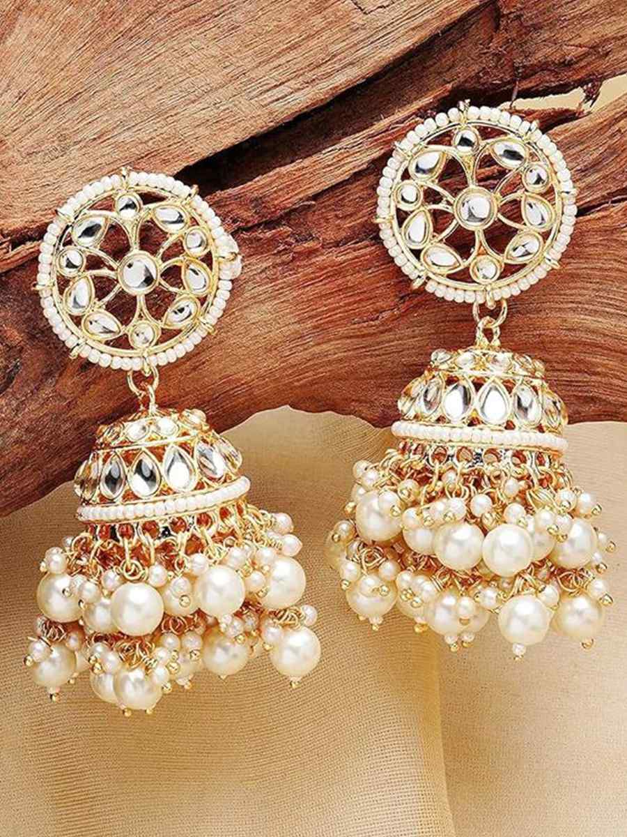 White Alloy Metal Festival Wear Kundan Earrings