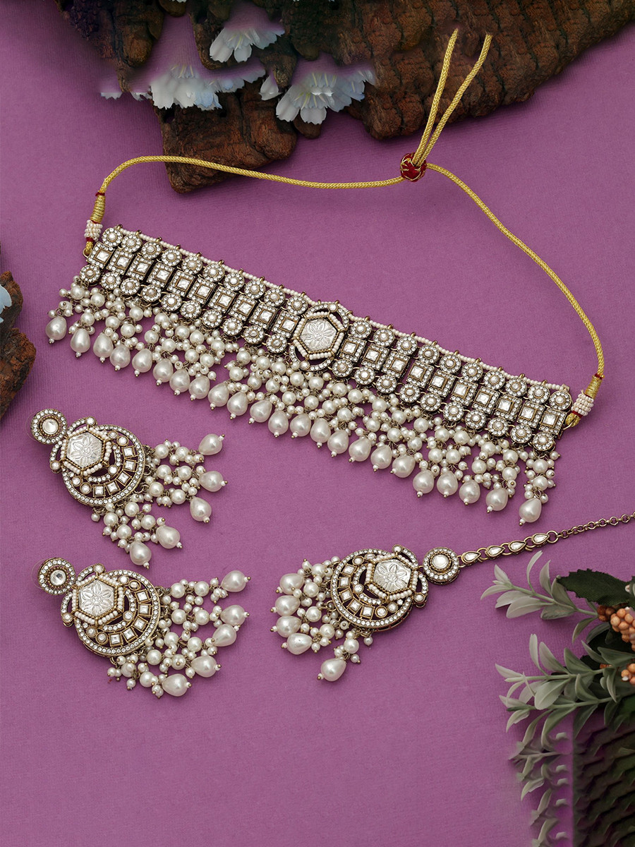White Alloy Wedding Party Festival Wear Meenakari Work Kundan Necklace