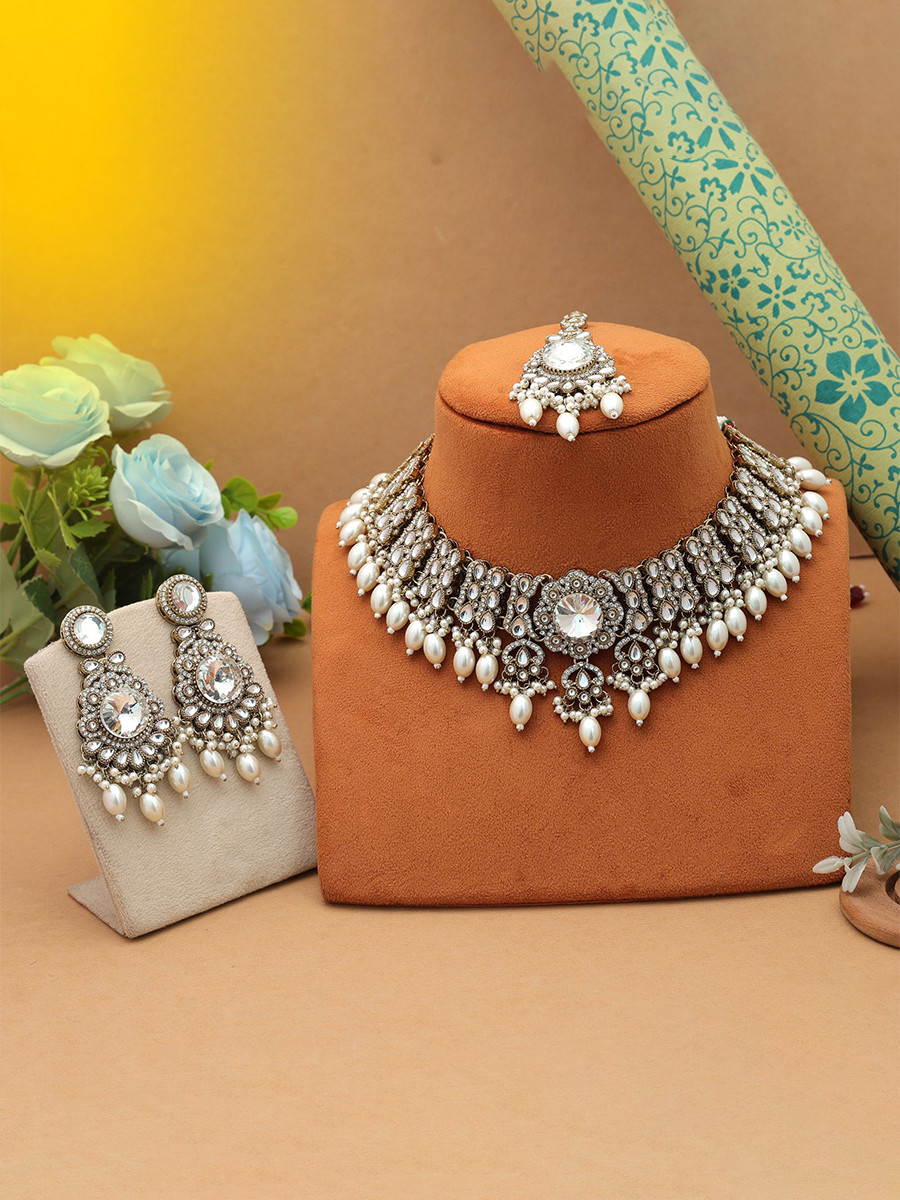 White Alloy Wedding Party Festival Wear Meenakari Work Kundan Necklace