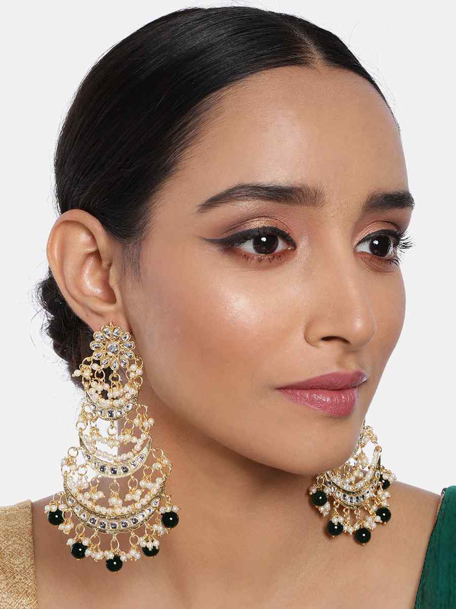 White Alloy Wedding Wear Kundan Earrings