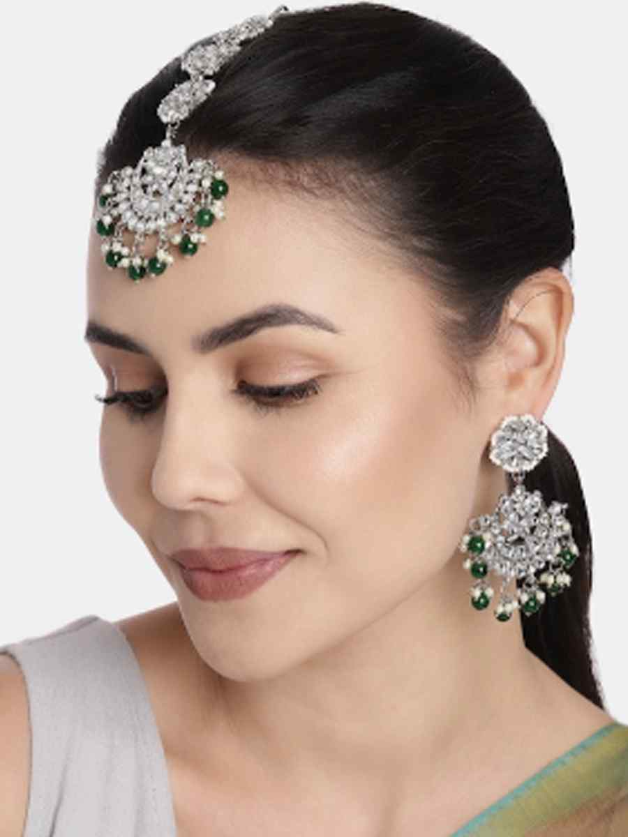White Alloy Wedding Wear Kundan Earrings