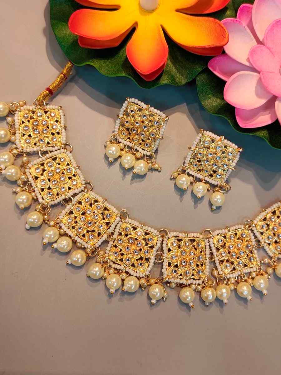 White Alloy Wedding Wear Kundan Necklace