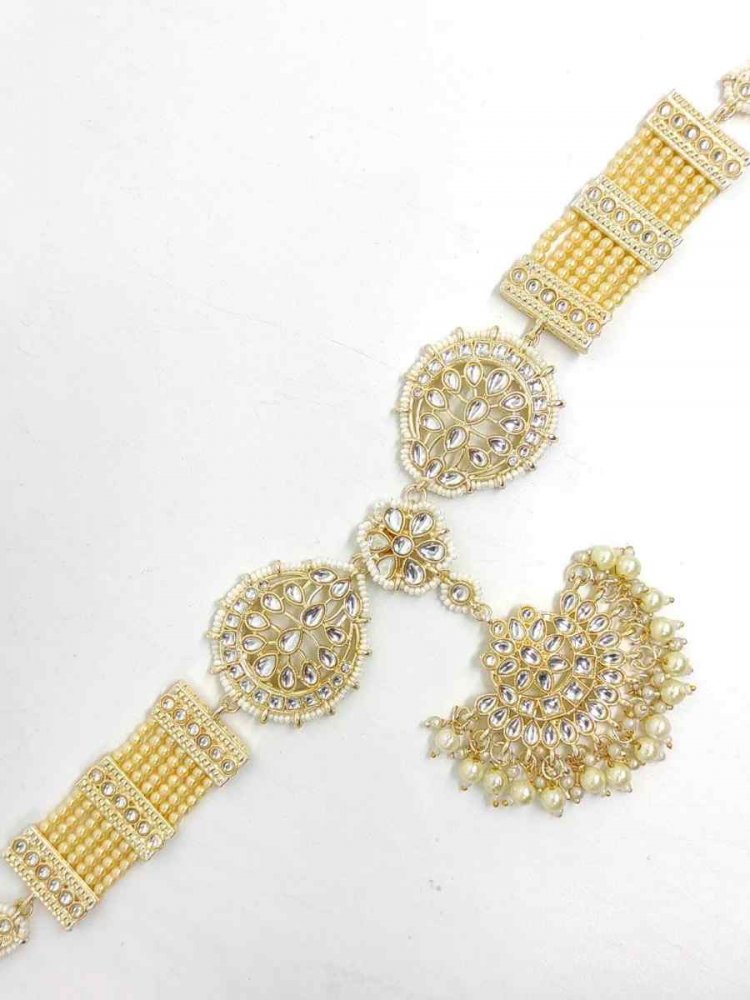White Alloy Wedding Wear Kundan Necklace