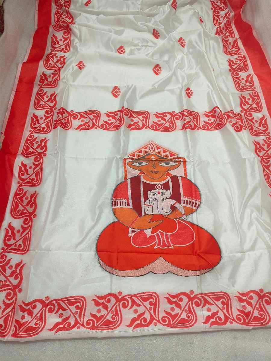 White Banarasi Soft Silk Jacquard Festival Wear Fancy Heavy Border Saree