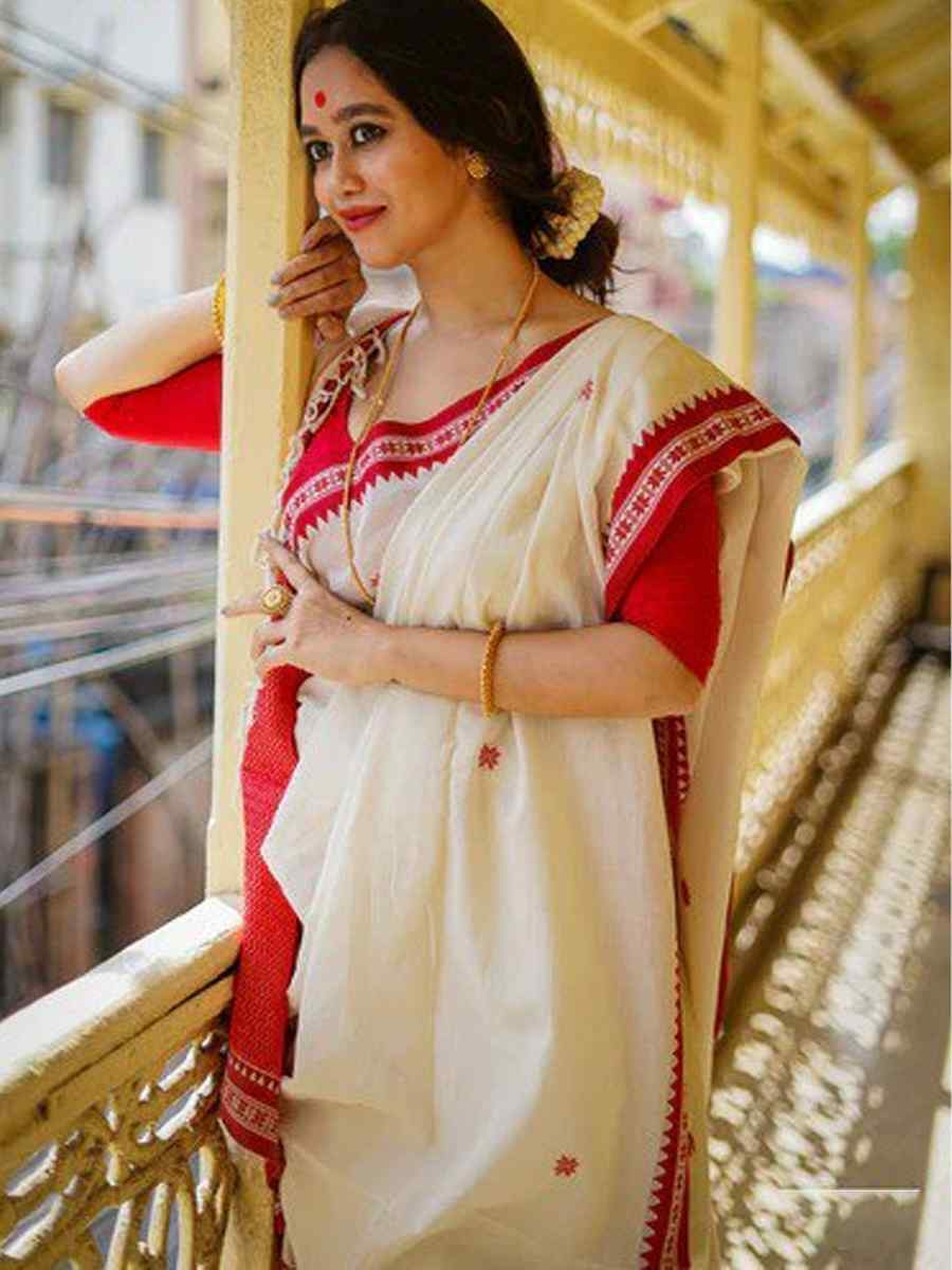 White Banarasi Soft Silk Jacquard Festival Wear Fancy Heavy Border Saree