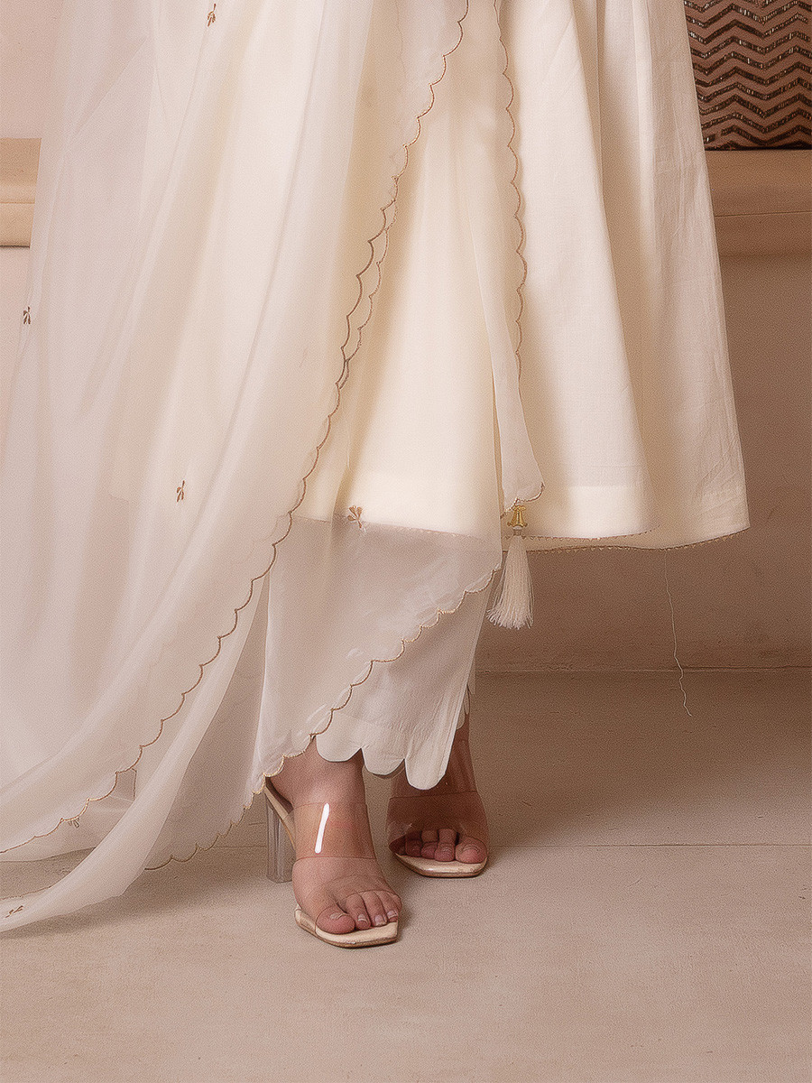 White Cotton Embroidery Wedding Party Festival Casual Ready Anarkali Pant Salwar Kameez