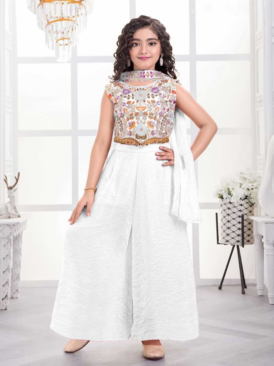 White Fandy Silk Fandy Silk Embroidered Traditional Ethnic Casual Festival Party Wedding Salwars Girls Wear