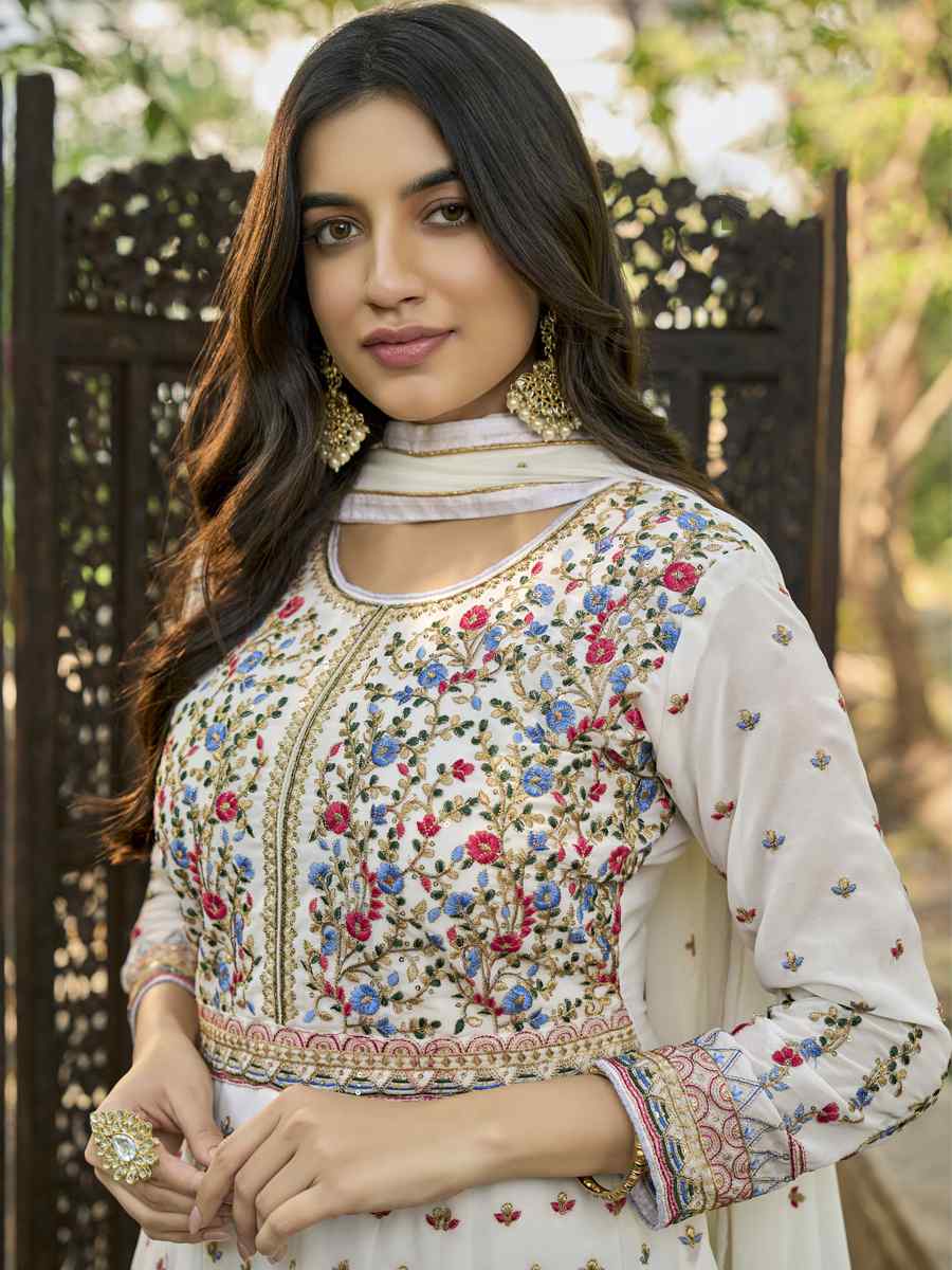 White Heavy Faux Georgette Embroidered Festival Wedding Anarkali Salwar Kameez