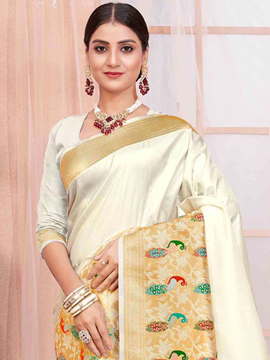 White Paithani Silk Handwoven Wedding Festival Heavy Border Saree