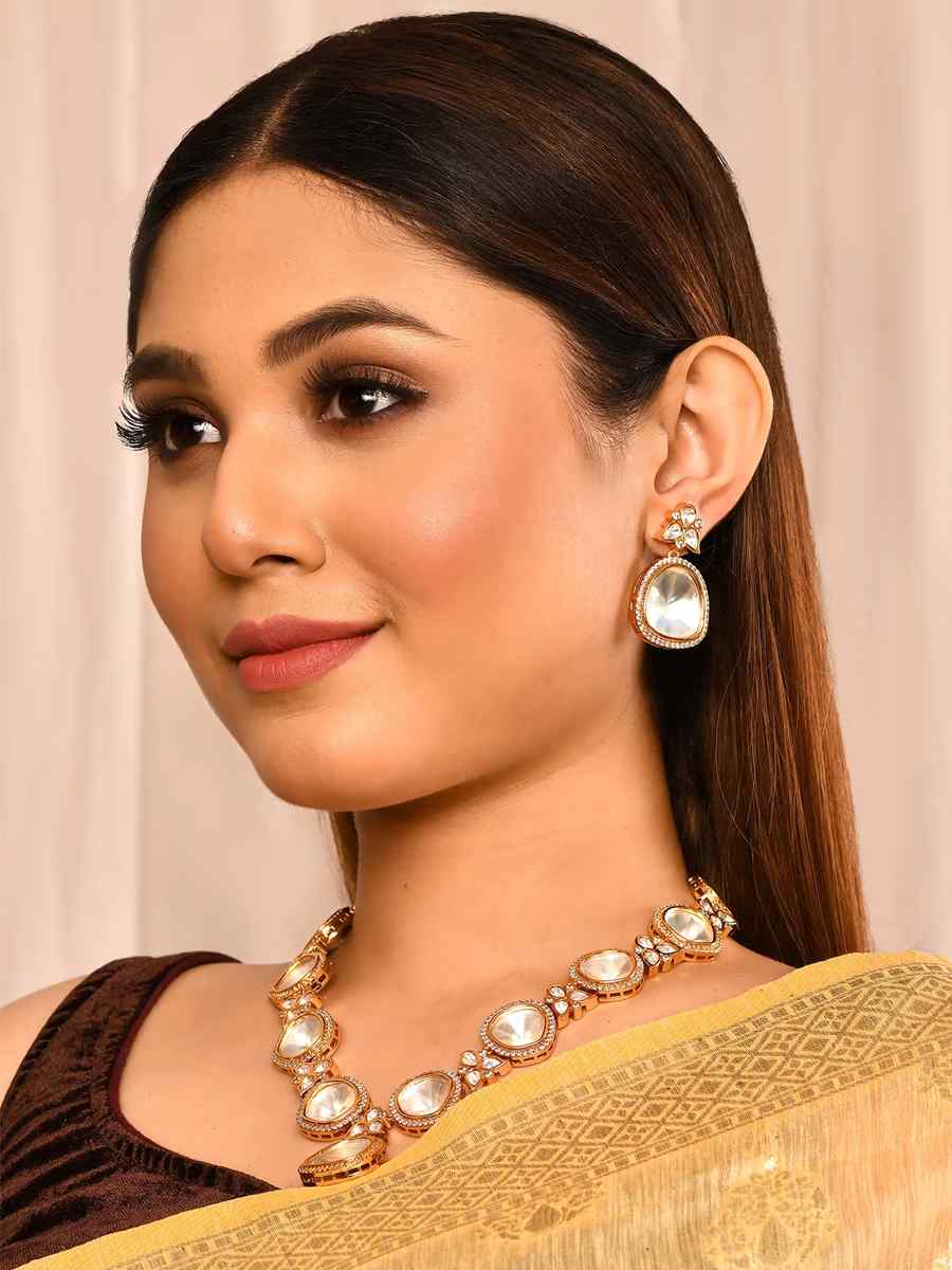 White Pure Brass Wedding Wear Kundan Necklace